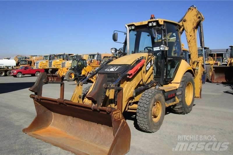 CAT 428F Kaivurikuormaajat
