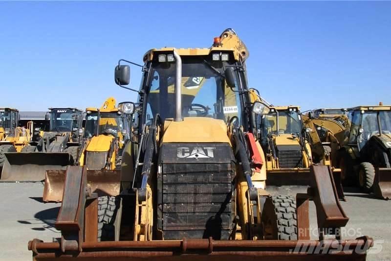 CAT 428F Kaivurikuormaajat
