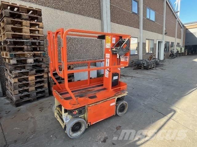 JLG 1230 ES Saksilavat