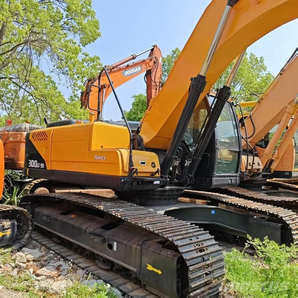 Hyundai R300LC-9S Telakaivukoneet