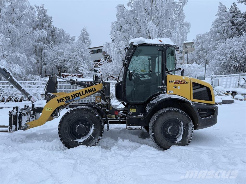 New Holland W80C Pyöräkuormaajat