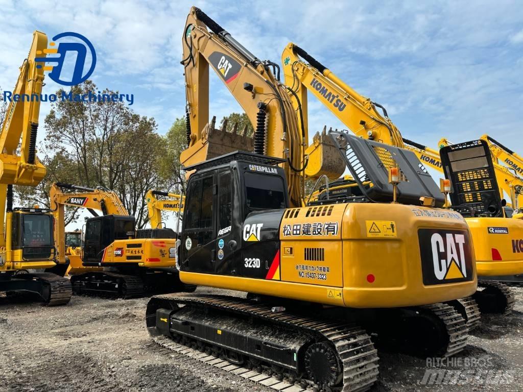 CAT 323 Telakaivukoneet