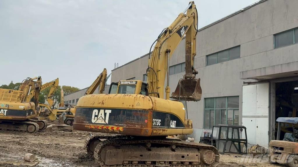 CAT 320 C Telakaivukoneet