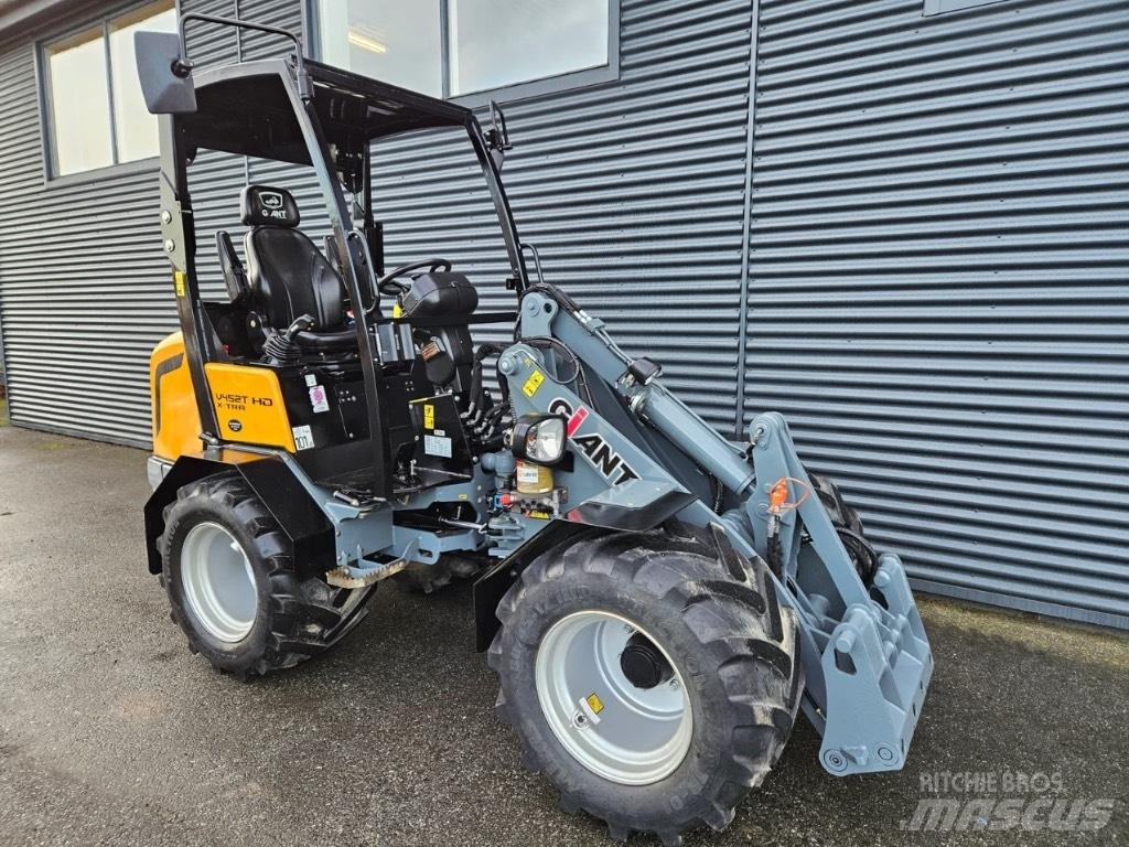 GiANT v452t hd xtra Pienkuormaajat