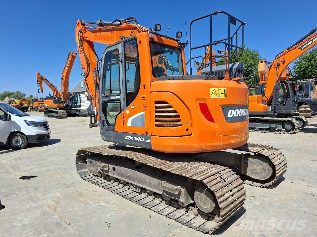 Doosan DX 140 LCR Telakaivukoneet