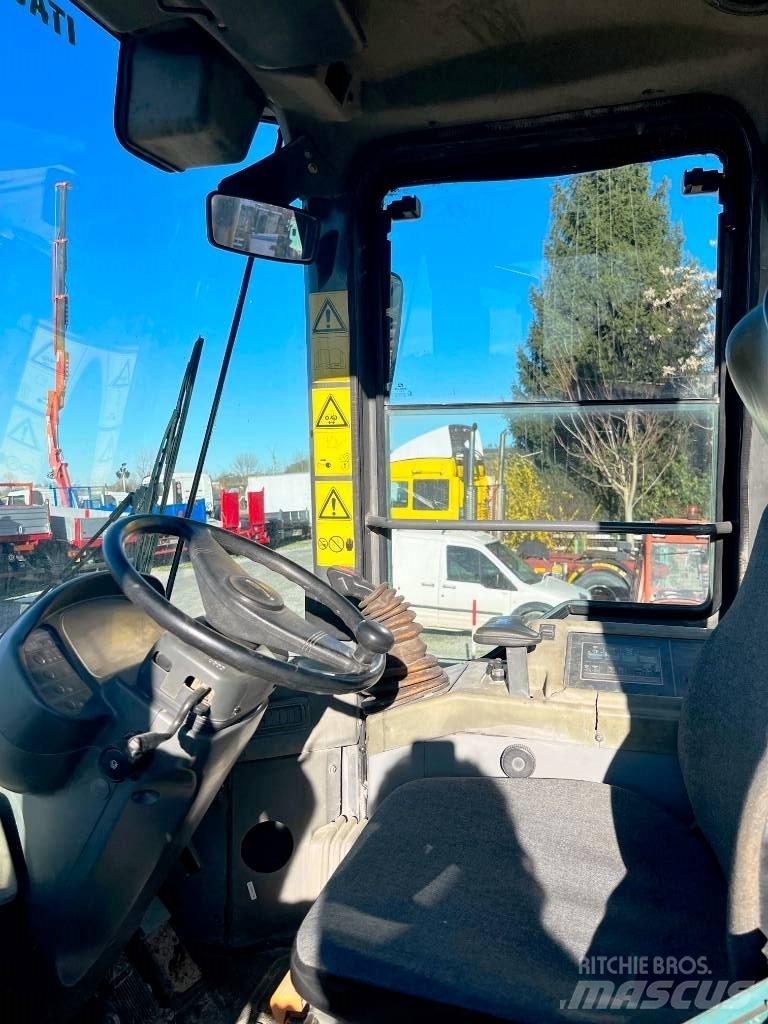 Komatsu WA 320 Pyöräkuormaajat