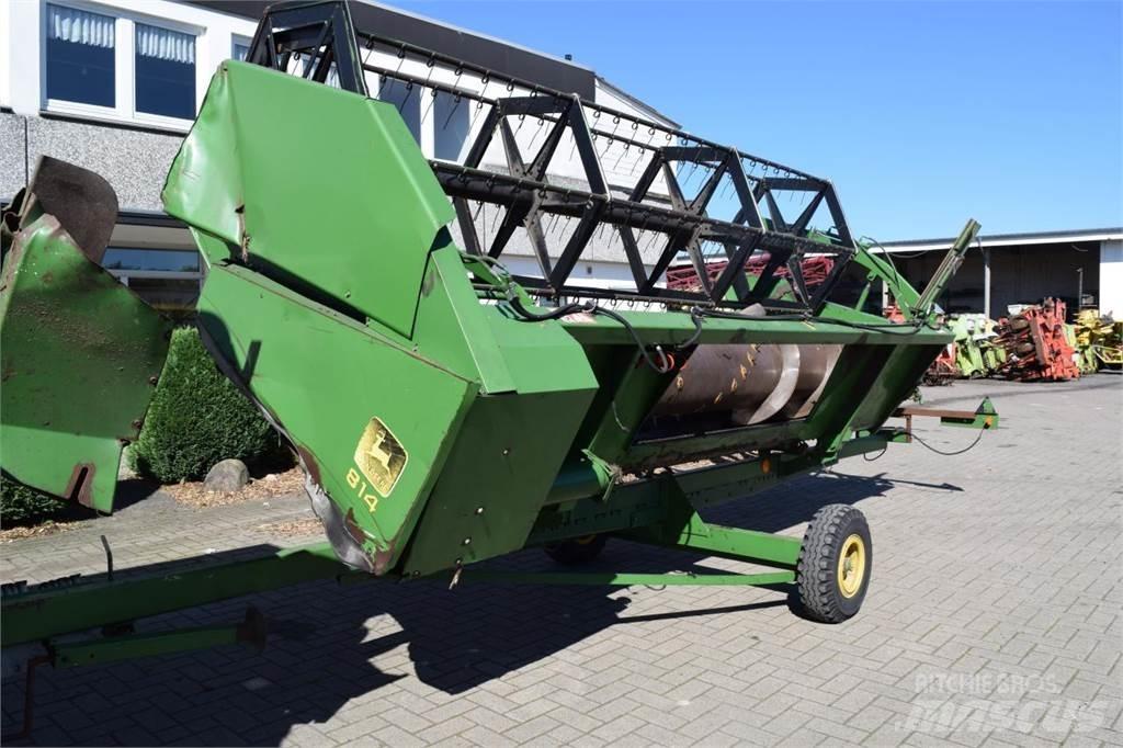 John Deere 1177 Leikkuupuimurit
