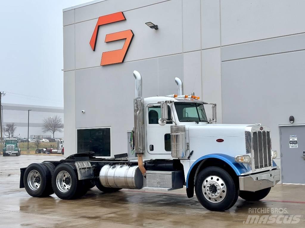 Peterbilt 388 Vetopöytäautot