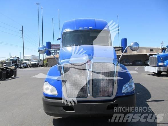 Kenworth T680 Vetopöytäautot