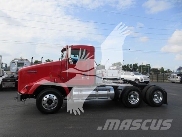Kenworth T800 Vetopöytäautot
