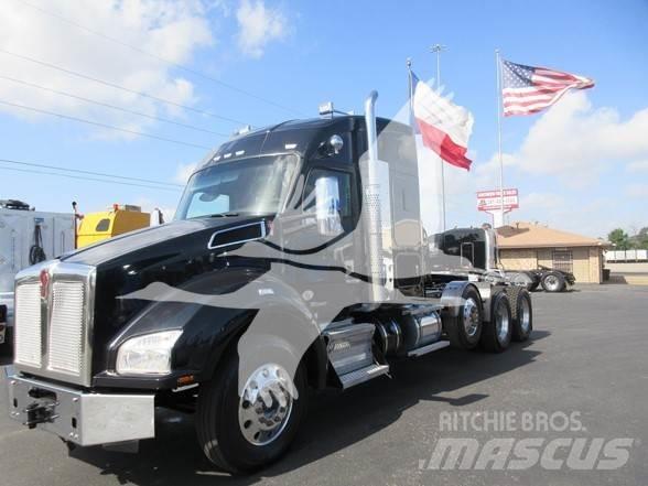 Kenworth T880 Vetopöytäautot
