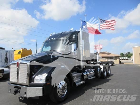 Kenworth T880 Vetopöytäautot
