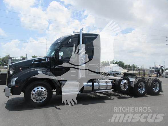 Kenworth T880 Vetopöytäautot