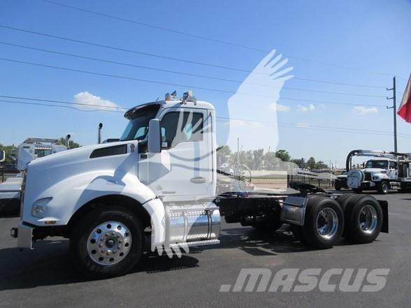 Kenworth T880 Vetopöytäautot