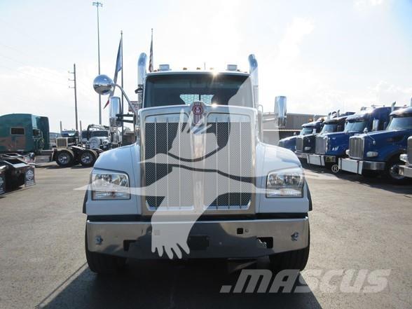 Kenworth W990 Muut koneet