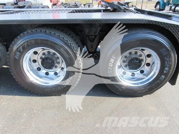 Kenworth W990 Vetopöytäautot