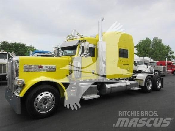 Peterbilt 389 Vetopöytäautot
