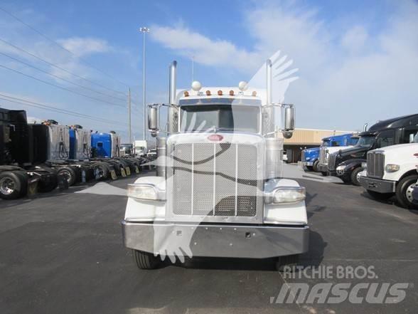 Peterbilt 389 Vetopöytäautot