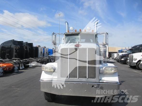 Peterbilt 389 Vetopöytäautot