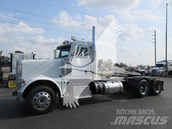 Peterbilt 389 Vetopöytäautot
