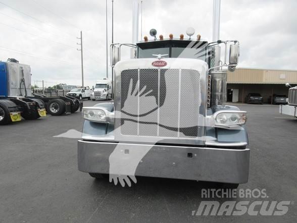 Peterbilt 389 Vetopöytäautot