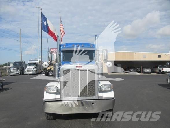 Peterbilt 389 Vetopöytäautot