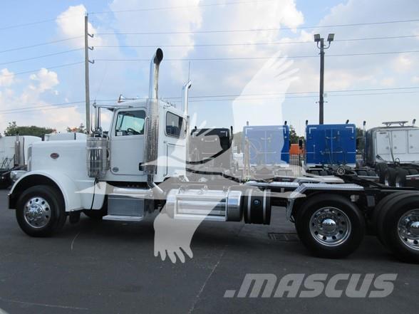 Peterbilt 389 Vetopöytäautot