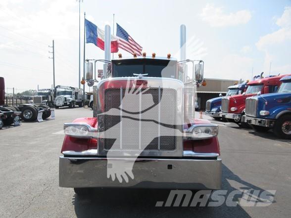 Peterbilt 389 Vetopöytäautot