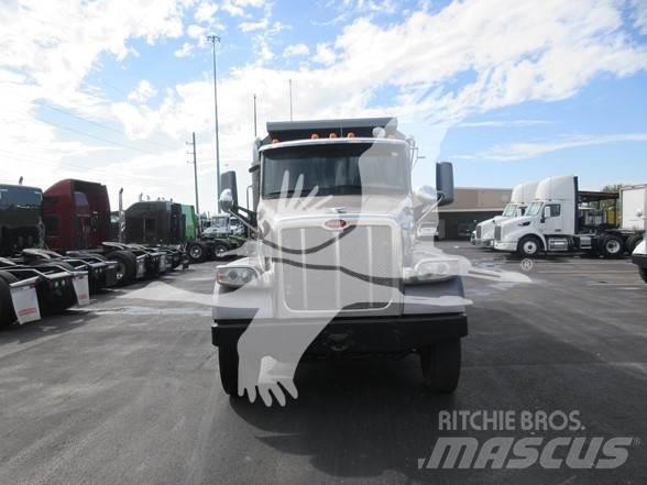 Peterbilt 567 Sora- ja kippiautot