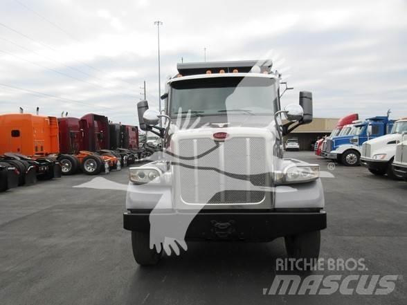 Peterbilt 567 Sora- ja kippiautot