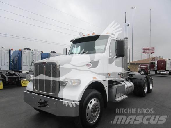 Peterbilt 567 Vetopöytäautot