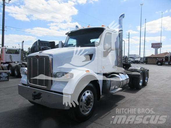 Peterbilt 567 Vetopöytäautot