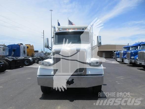 Peterbilt 567 Sora- ja kippiautot