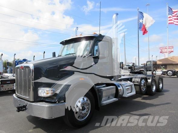 Peterbilt 567 Vetopöytäautot