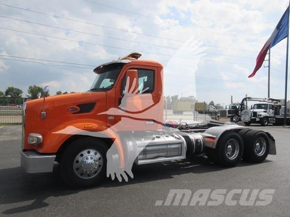 Peterbilt 567 Vetopöytäautot