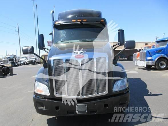 Peterbilt 579 Vetopöytäautot