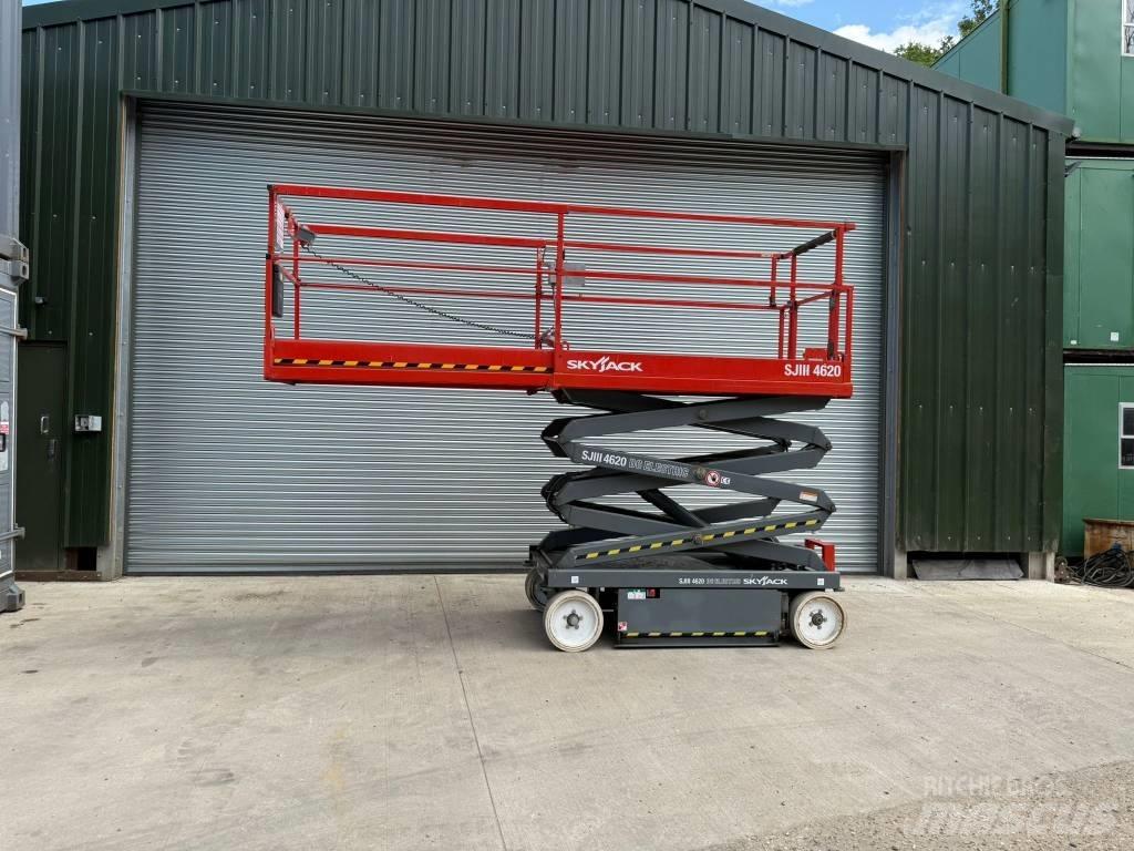 SkyJack SJ 4620 Saksilavat