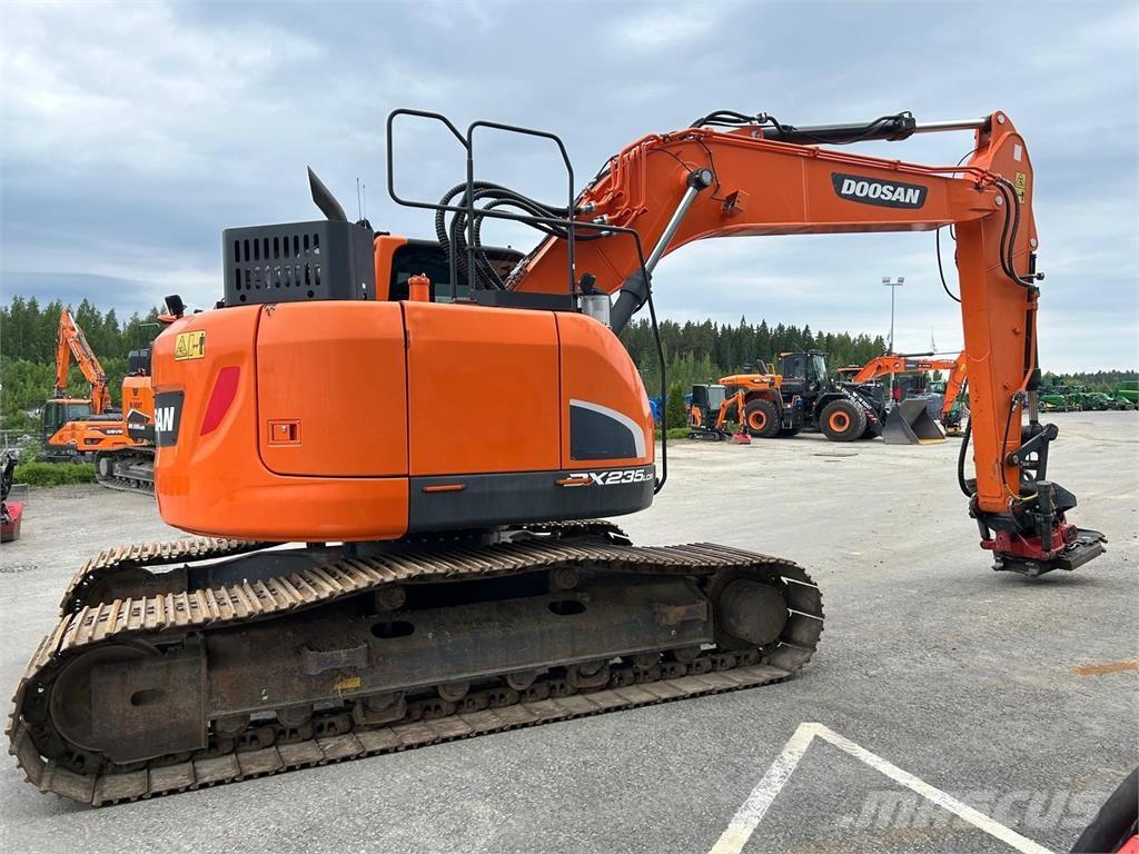 Doosan dx235lcr-5 Telakaivukoneet