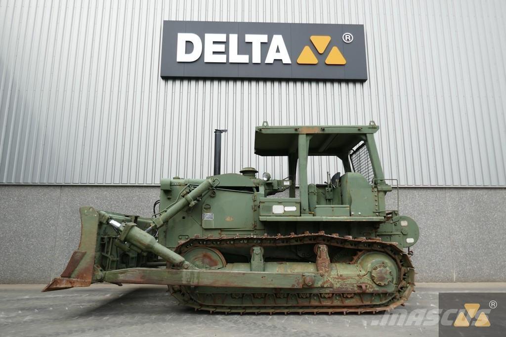 CAT D7F Ex-army Telaketjupuskutraktorit
