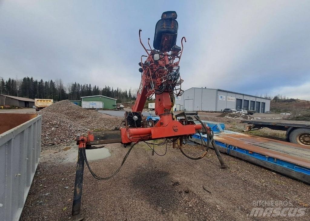 Loglift 96 S Puutavaranosturit