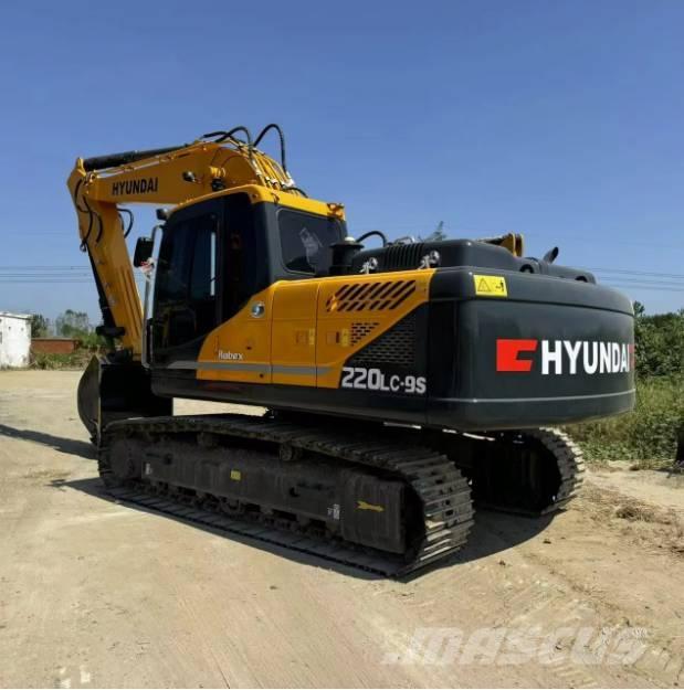 Hyundai R220LC-9S Telakaivukoneet