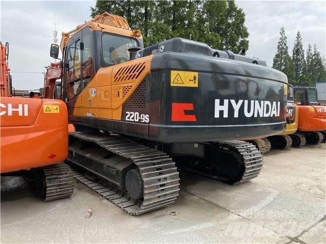 Hyundai Robex 220 LC Telakaivukoneet