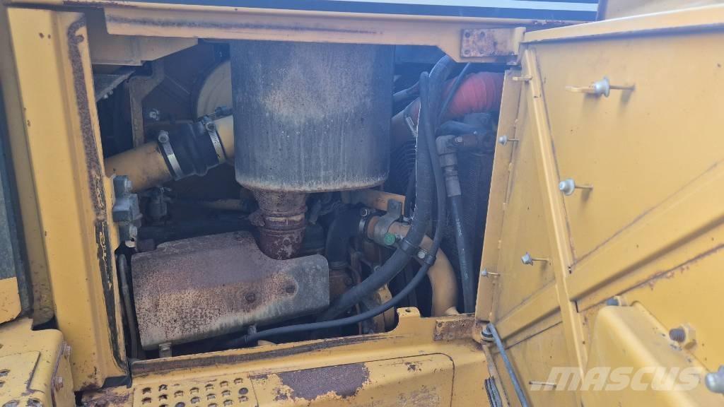 CAT D 6 R LGP Telaketjupuskutraktorit