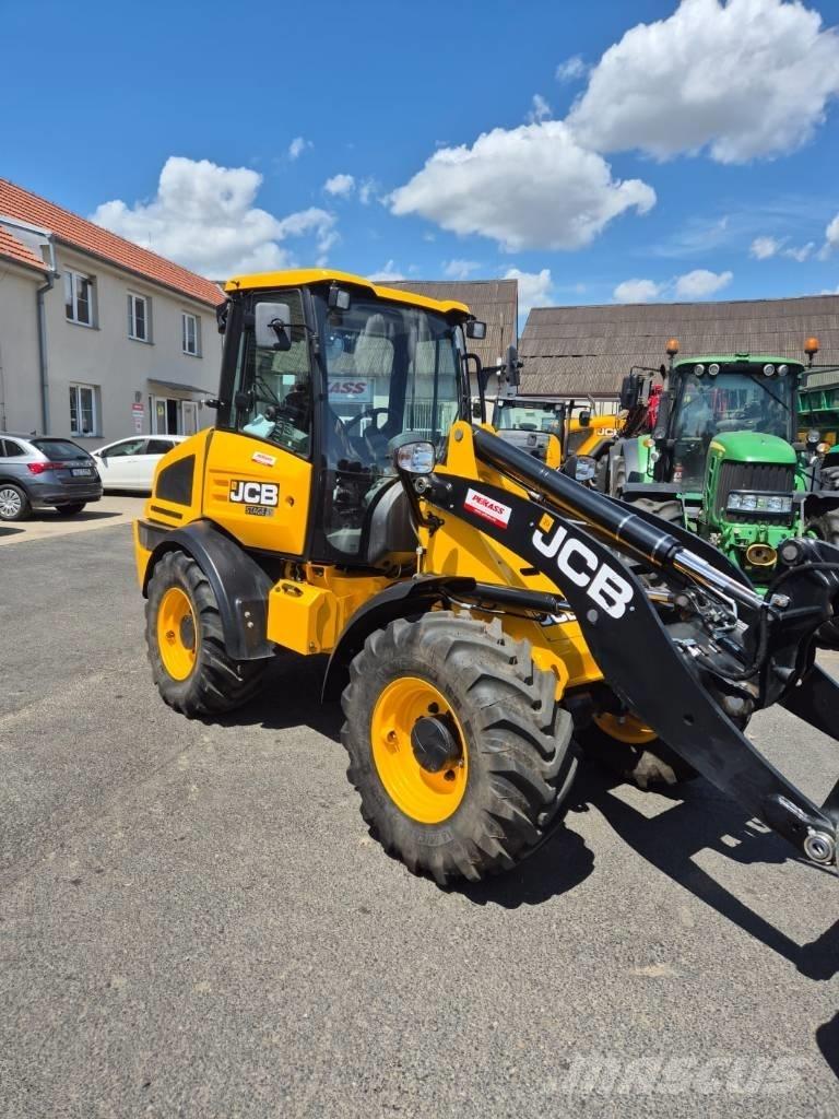 JCB 409 Agri Maatalouskurottajat