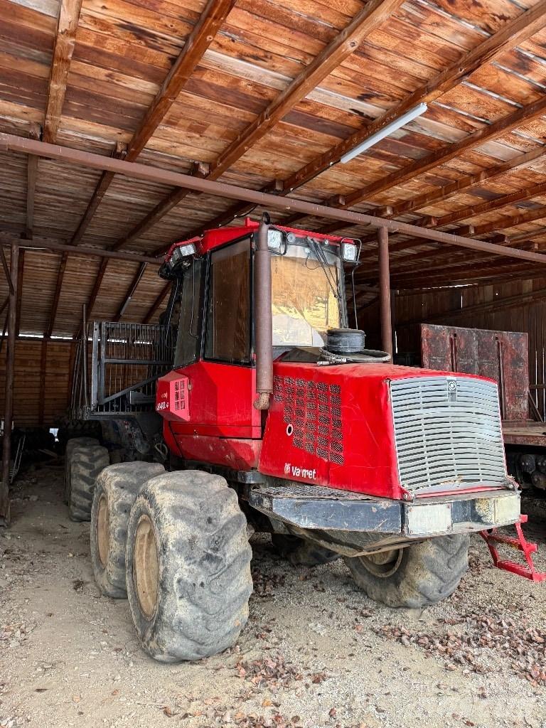 Valmet 840.4 Kuormatraktorit