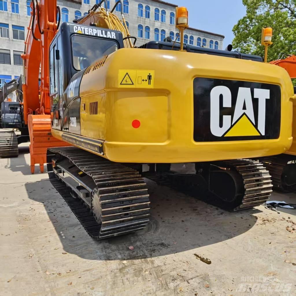 CAT 320 D Telakaivukoneet