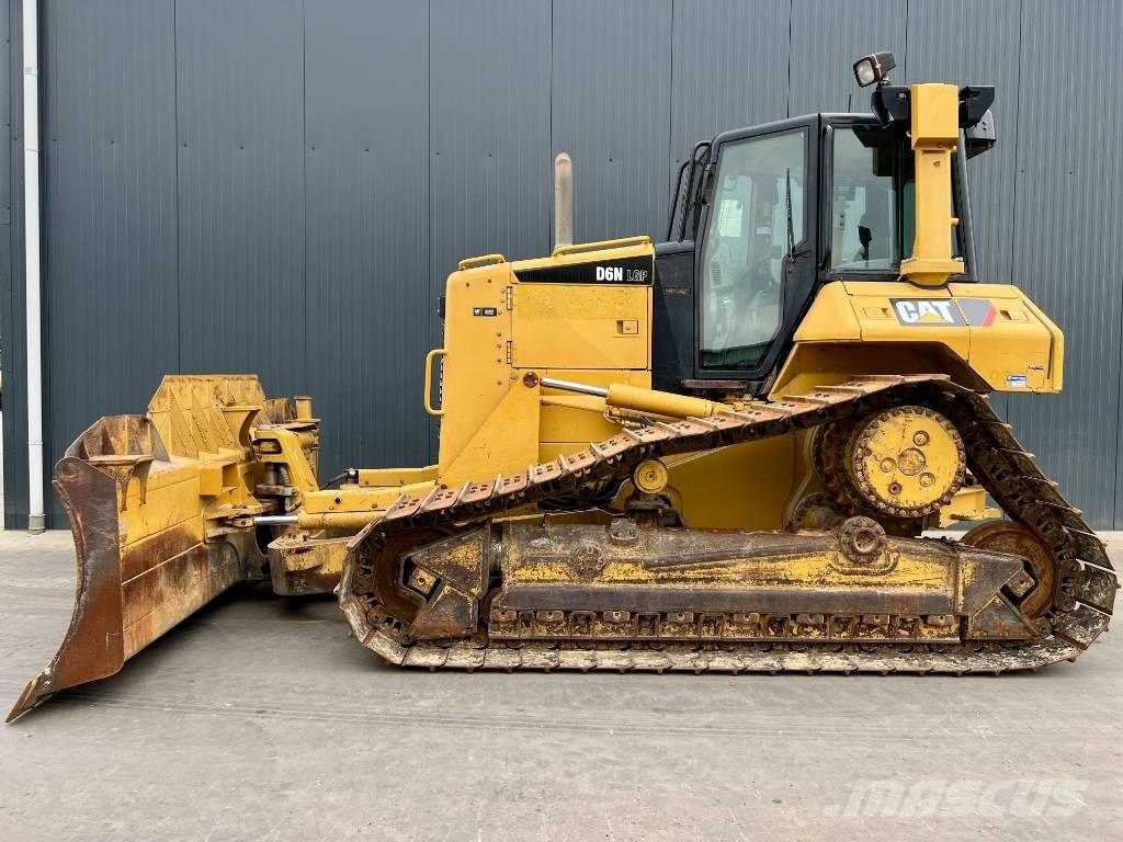 CAT D6N LGP Telaketjupuskutraktorit
