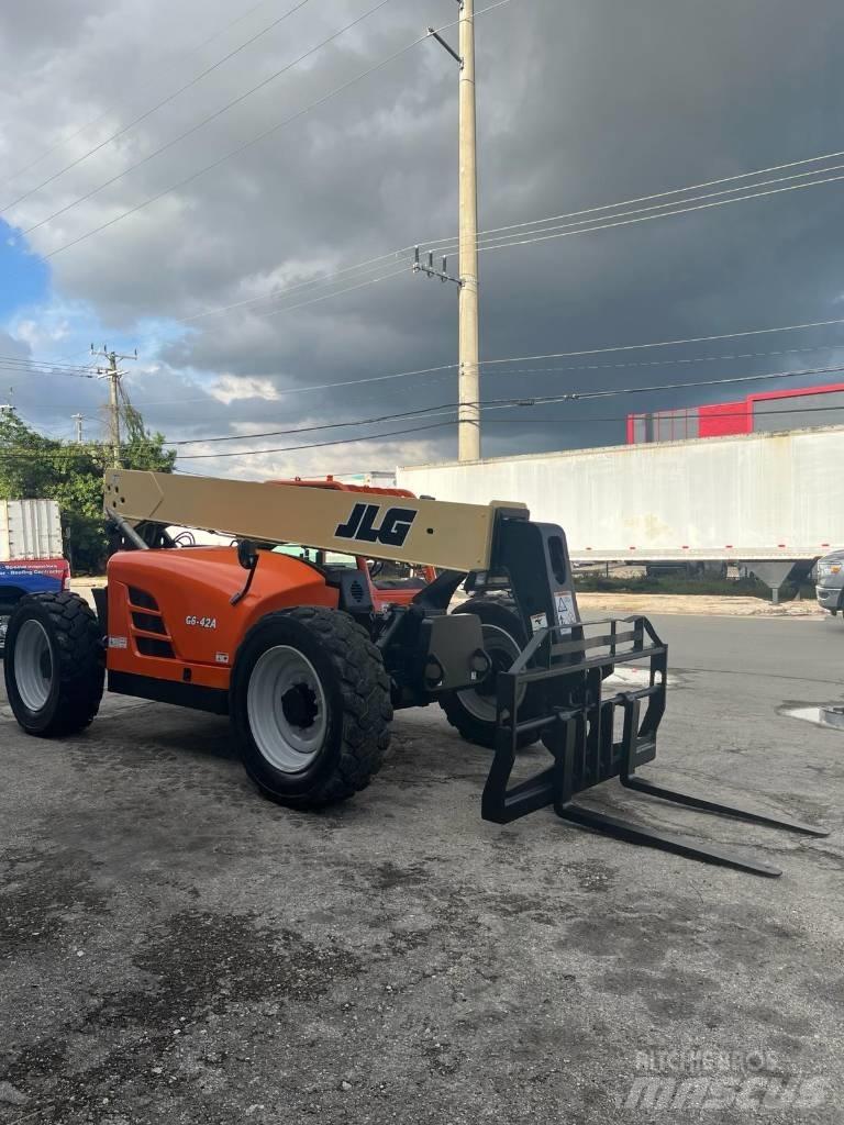 JLG G 6-42 A Kurottajat