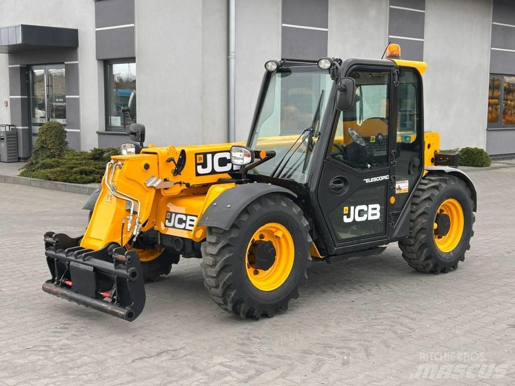 JCB 525-60 AGRI Maatalouskurottajat