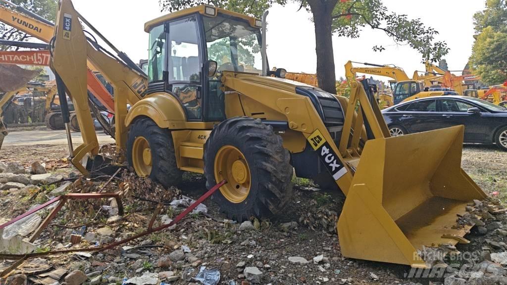 JCB 4 CX Kaivurikuormaajat